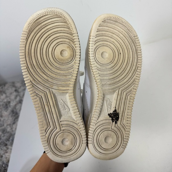 Nike White Classic Air Force 1 AF1 Sneakers Chunky Platform Trendy - Picture 6 of 7